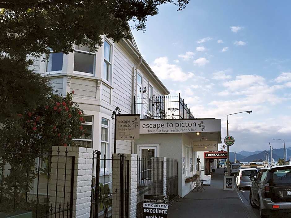 Escape to Picton Hotel