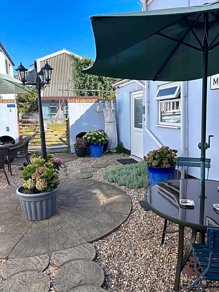 Admiral Blake Guesthouse