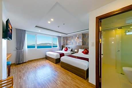 Family Room with Sea View