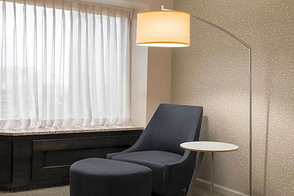 Renaissance Seattle Hotel