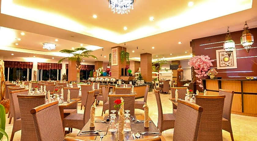 Grand Rocky Hotel Bukittinggi