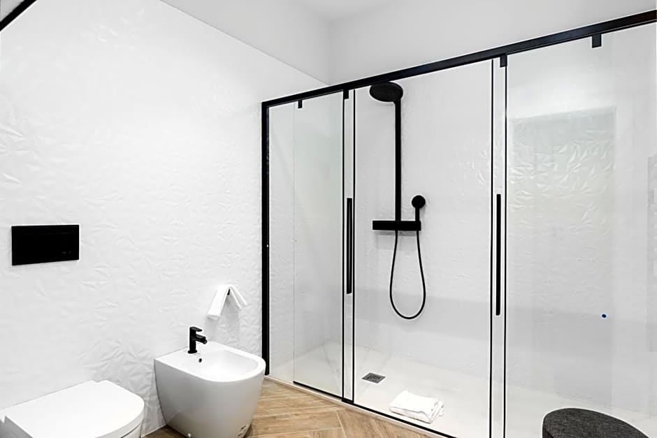 Q71 TIMELESS SUITES