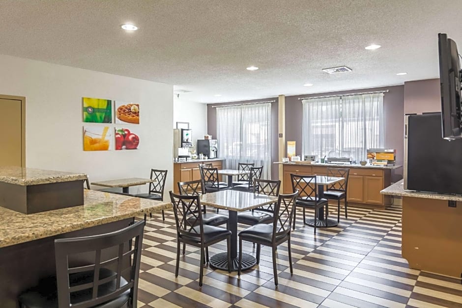 Quality Inn Warsaw near Rappahannock River