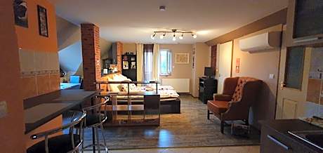 Apartment with Lake View