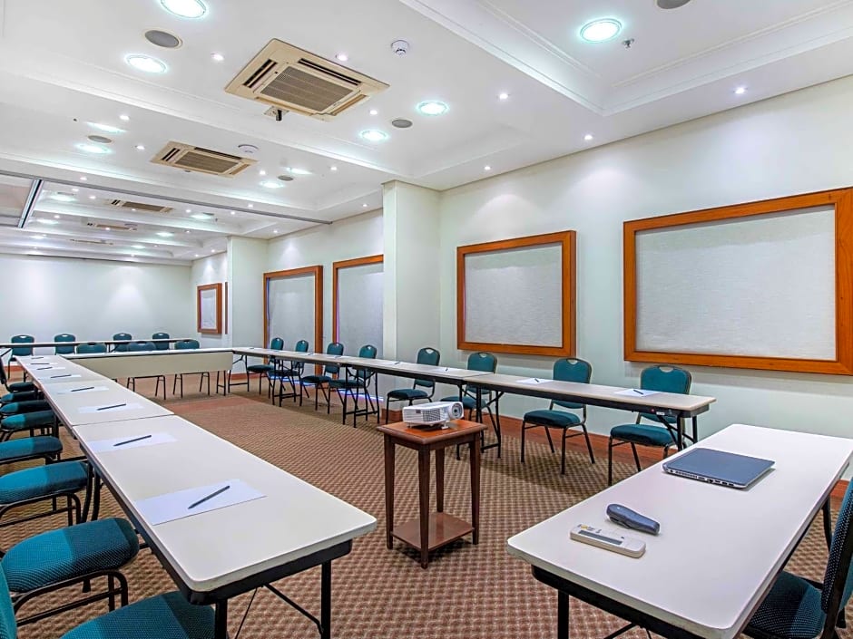 Hotel Cassino Tower Campinas Cambuí By Nacional Inn