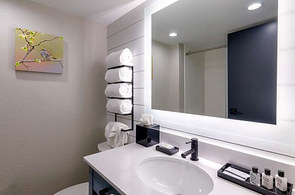 Graystone Lodge, Ascend Hotel Collection