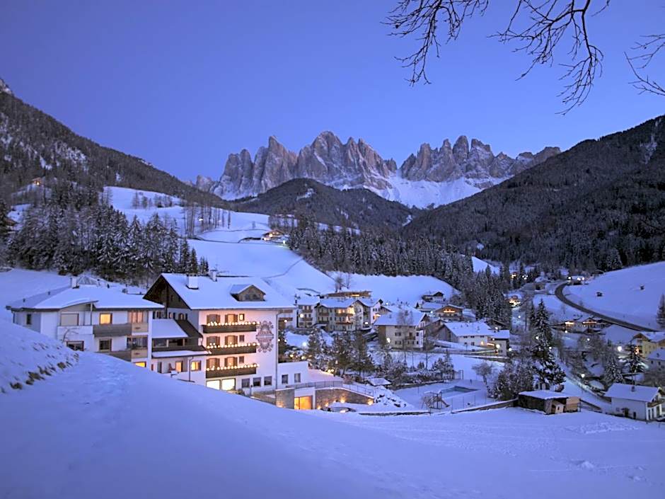 Hotel Tyrol