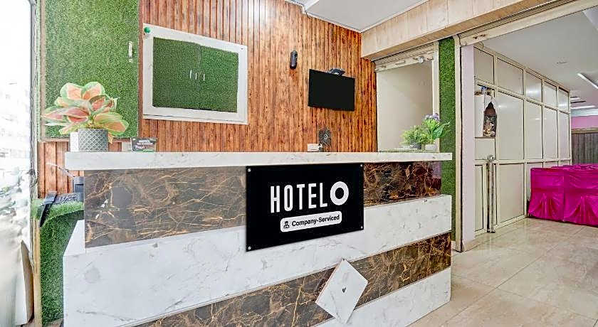 Super Hotel O Zirakpur City Court Complex Formerly The Platinum
