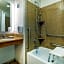 Holiday Inn Express & Suites Rocky Mount Smith Mountain Lake By IHG