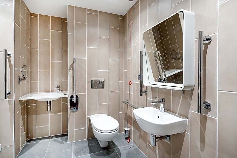 Aparthotel Adagio Leicester