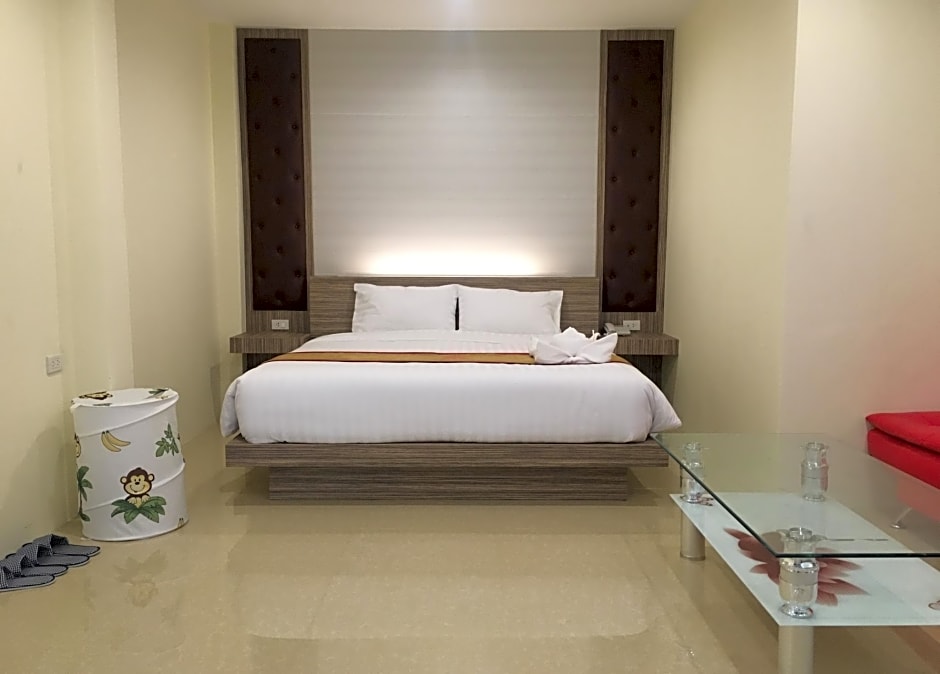 Chansuda Lake View Hotel