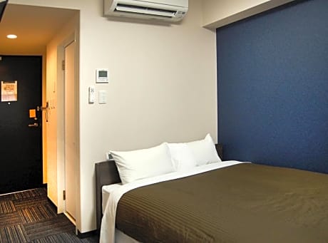 Non-smokingSemi-double room 1 120cm width bed
