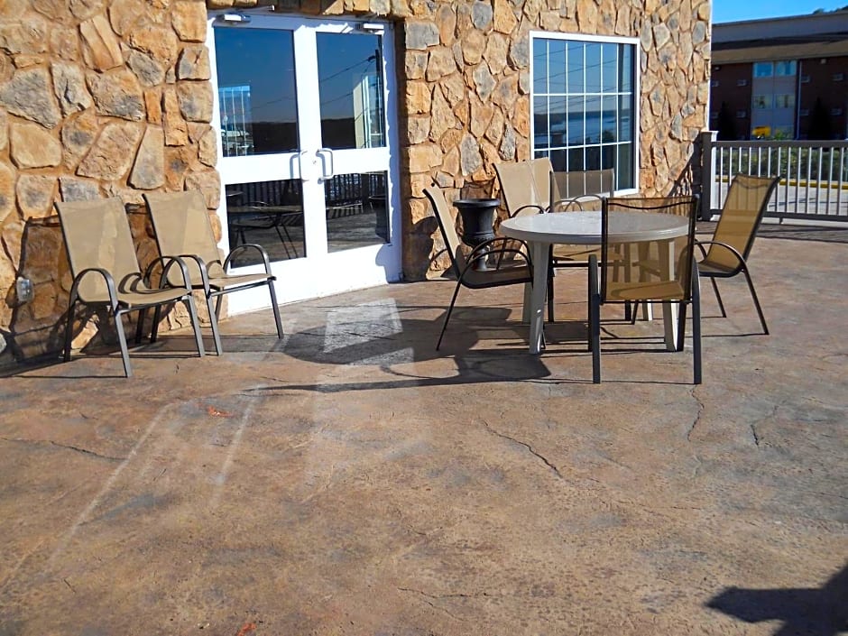 Microtel Inn & Suites Quincy by Wyndham
