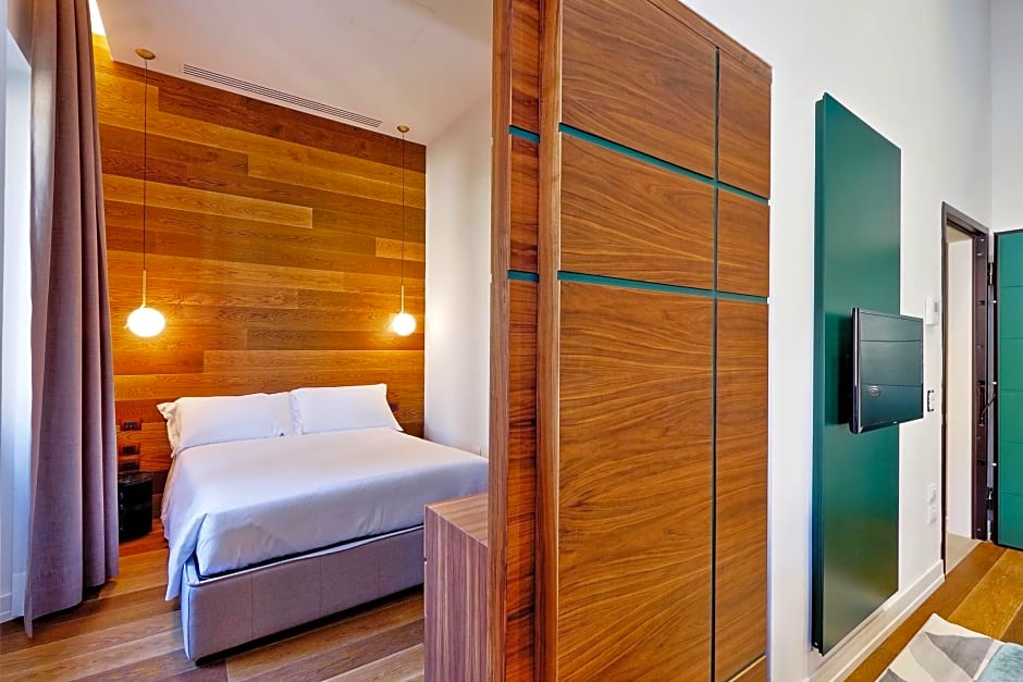 M7 Contemporary Apartments - My Extra Home