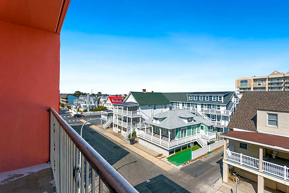 Americana Motor Inn on Boardwalk