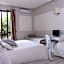 Hotel Monti