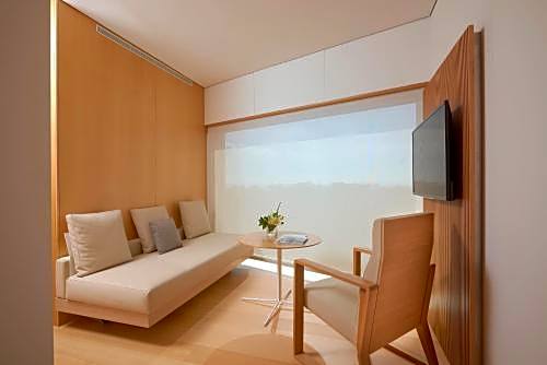 Photo 1 of 5 of Junior Suite