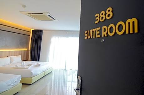 Suite with Balcony