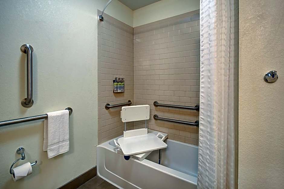 Candlewood Suites St Clairsville By IHG