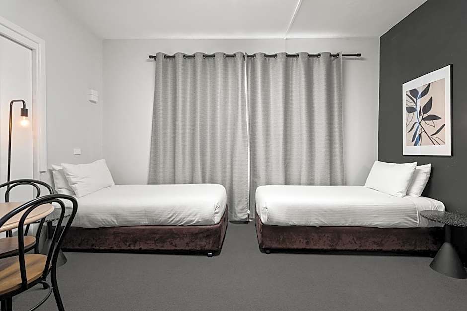 Echo Point Discovery Motel