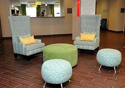 Comfort Suites near Tanger Outlet Mall