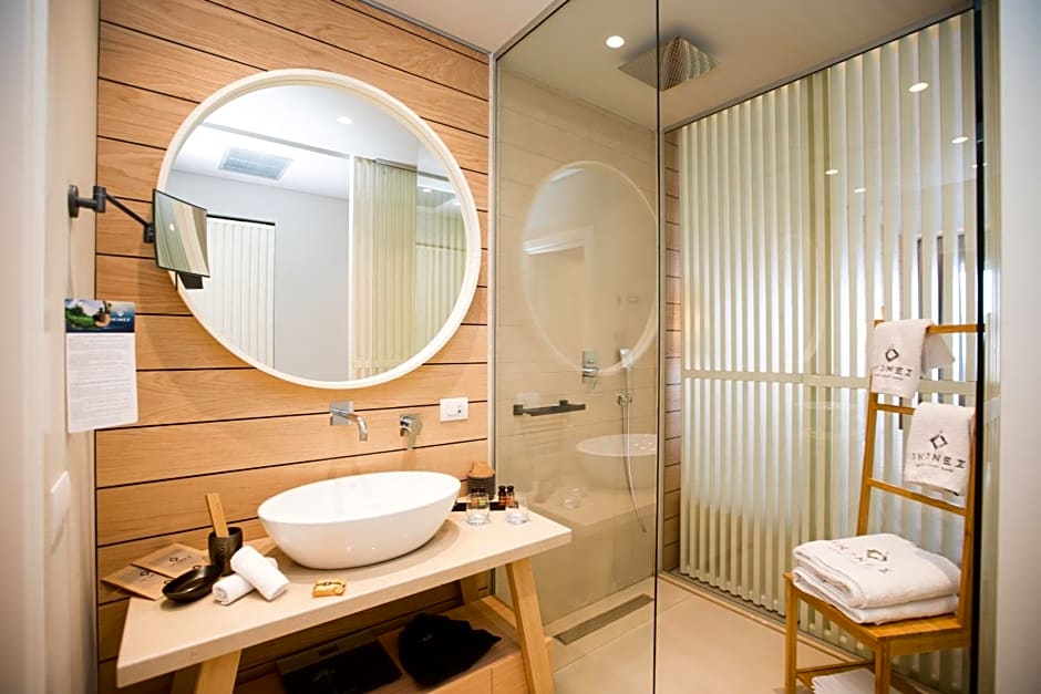 Ikones Seafront Luxury Suites