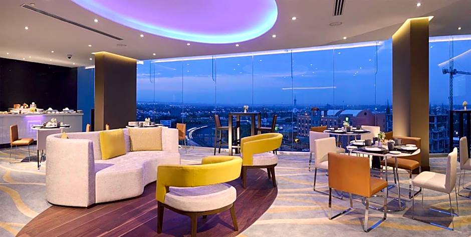 HS HOTSSON Hotel Silao