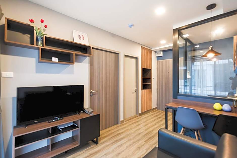 W2 RESIDENCE