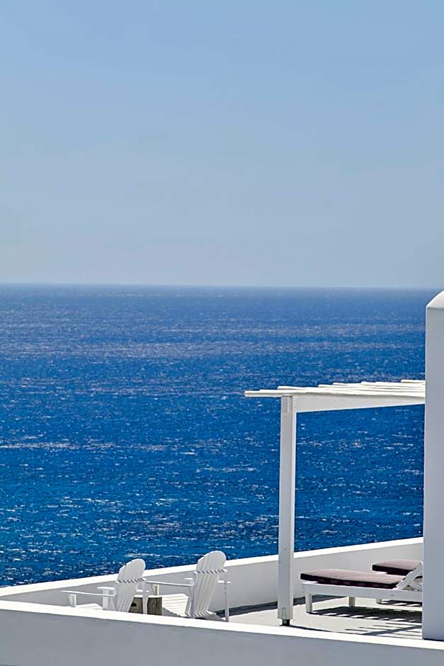 Pietra e Mare - Mykonos Moments by Mr and Mrs White