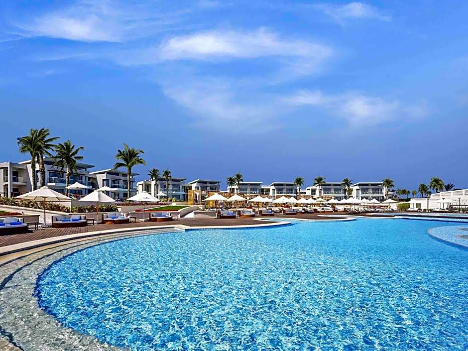 Rixos Premium Magawish Suites and Villas
