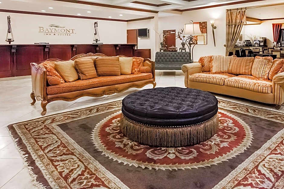 Baymont by Wyndham Henderson