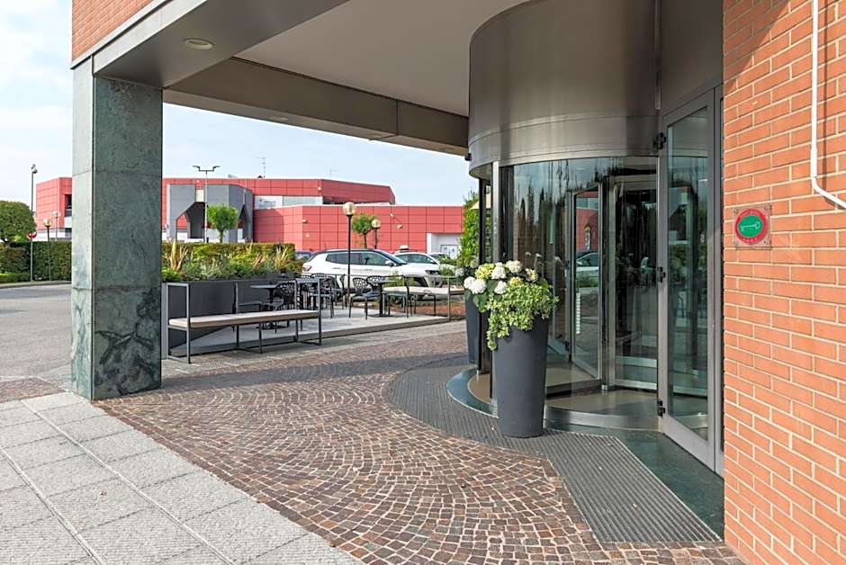 Point Hotel