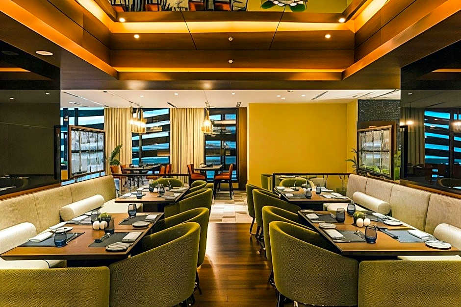 Pearl Rotana Capital Centre