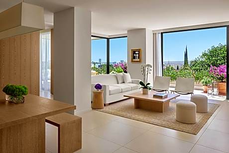 Premier Villa Suite, Suite, King, Sofa bed