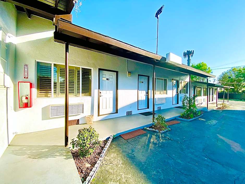 Casa Blanca Inn & Suites Whittier