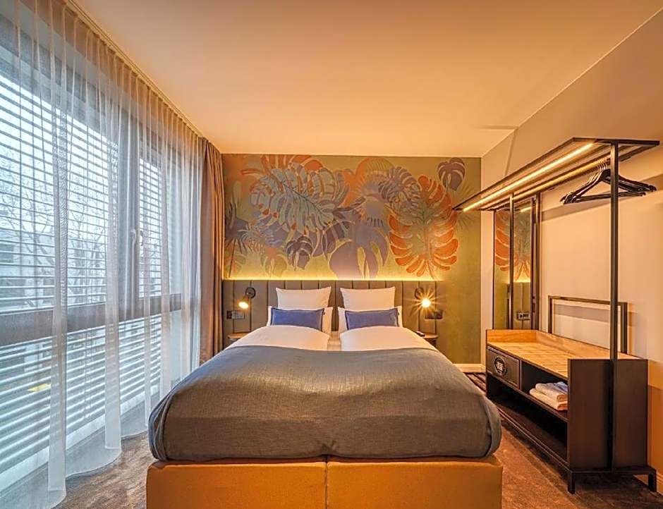 Sunday Hotel Bonn