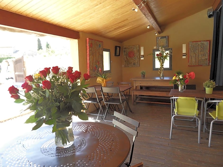 Le Jardin d'Ivana Chambres d'hôtes B&B avec Piscine chauffée