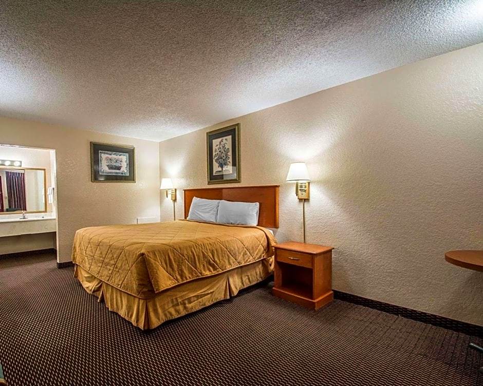 Rodeway Inn Fort Pierce I-95