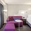 Crowne Plaza Cleveland at Playhouse Square by IHG