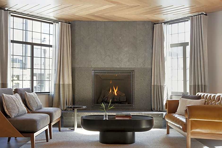 Kimpton Armory Hotel Bozeman By IHG