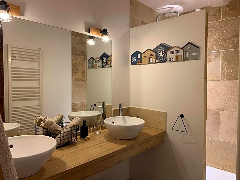 L'Ecole des Demoiselles