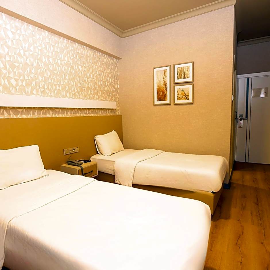 Esin Hotel