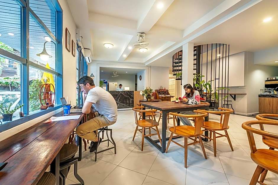 Visut House – Bangkok, NY