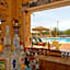 Danelis Studios & Apartments