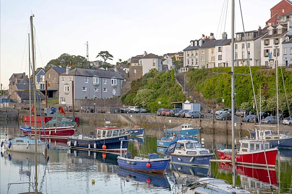 Pilgrim Suite - Sea View - Free Wi-Fi