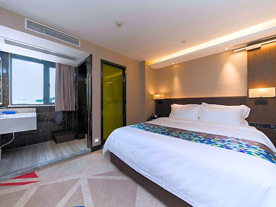 ZMAX Hotel Guangzhou Tianhe Sports Center East Metro Station
