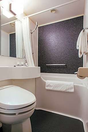 Twin Room - Non-Smoking