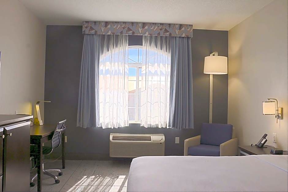 Quality Inn & Suites Roswell North