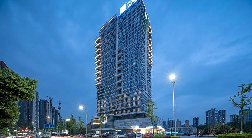 Holiday Inn Express Chongqing Caiyun Lake By IHG