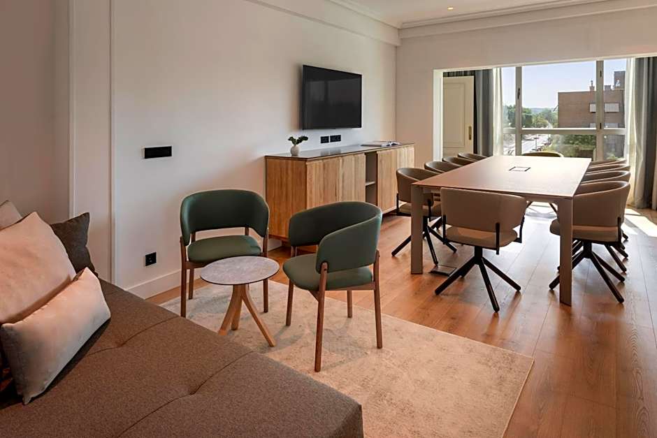 Melia Madrid Barajas
